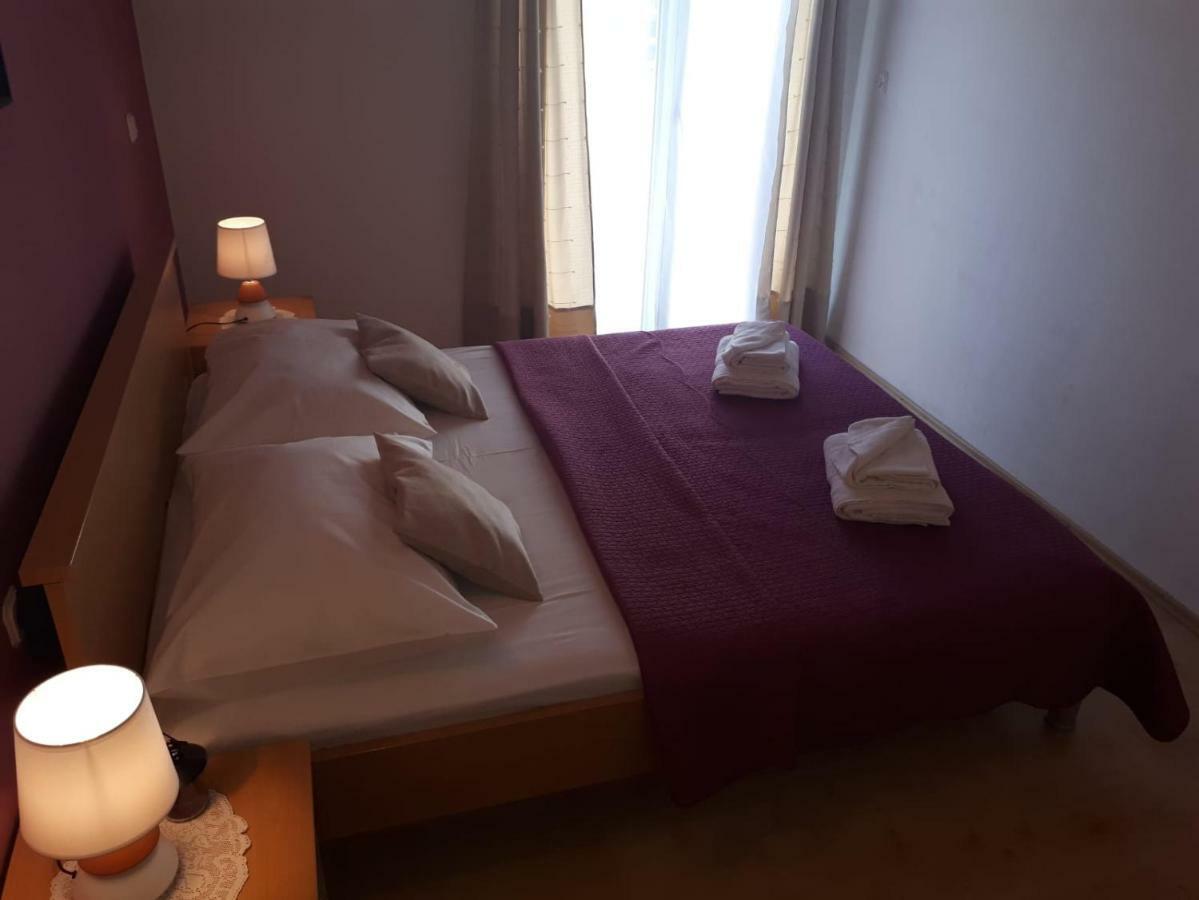 Mala Basina -Maslina Lägenhet Vrbanj Exteriör bild